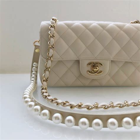 pearl chanel handbag|chanel bag with pearls strap.